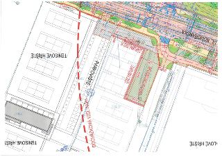 Plán stavby a situace území, obsahující: UL. KOMORÁNSKÁ, SKLADOVACÍ PLOCHA, ZÁRUBNÍ ZEĎ, PARKOVIŠTĚ (s očíslovanými parkovacími místy 1 až 40), TENISOVÉ HŘIŠTĚ…