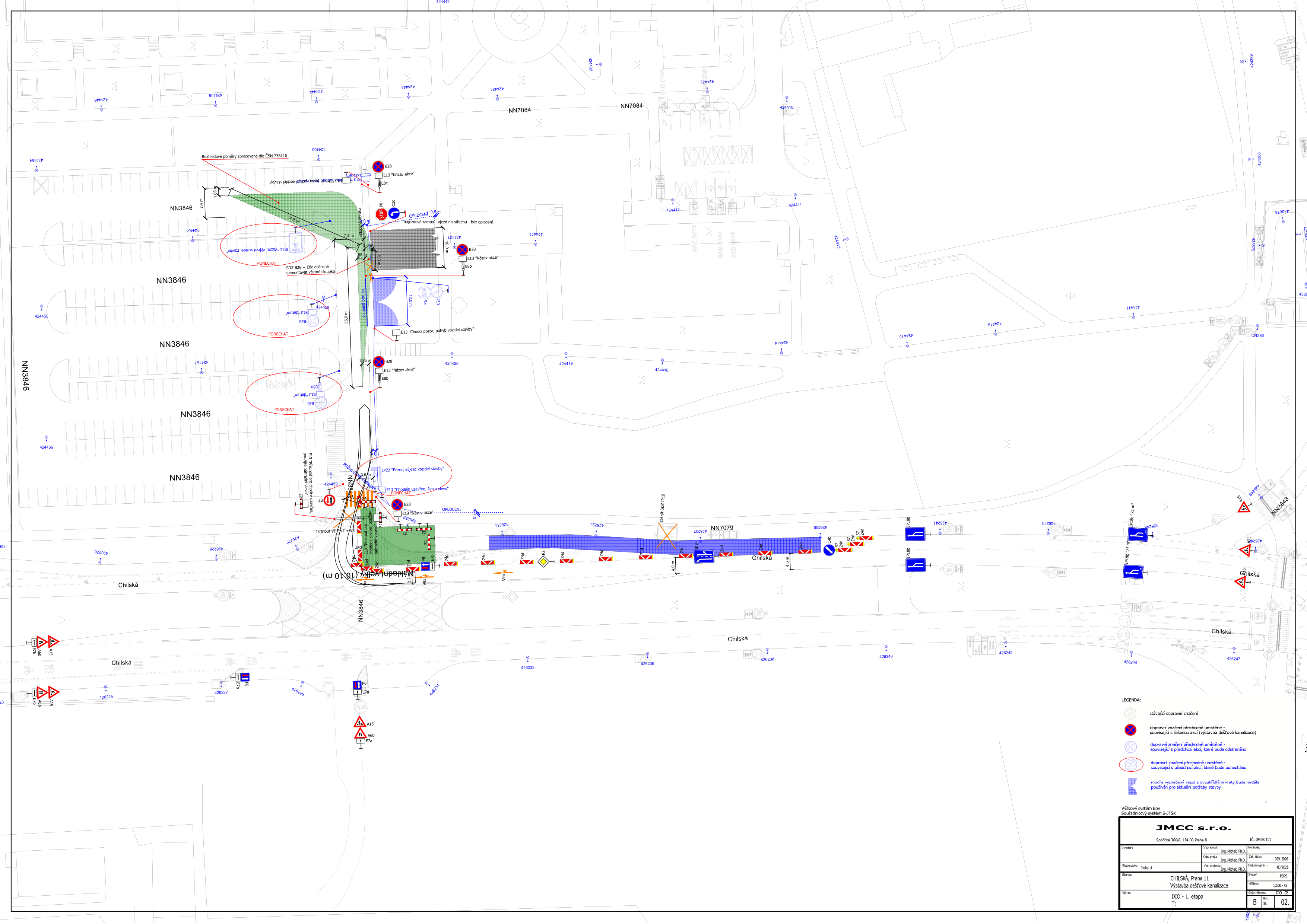 Projektová dokumentace dopravního značení (DIO - 1. etapa) pro stavbu 'Chilská, Praha 11 - Výstavba dešťové kanalizace'. Dokument obsahuje situační nákres dopravního omezení na ulici Chilská, včetně vyznačení vjezdu na staveniště, uzavírek chodníků a parkovacích ploch. V legendě jsou uvedeny typy dopravního značení (stávající, nově umisťované, odstraňované). Zpracovatel: JMCC s.r.o., Praha 9.